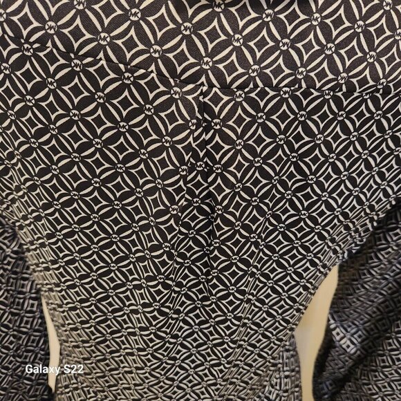 Michael Kors Print Maxi Dress. NWT. Size Small. - Picture 9 of 13